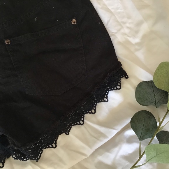 Free People black denim short - Picture 4 of 5